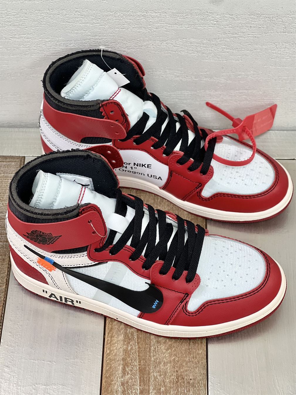 AIR JORDAN 1 RETRO HIGH OFF-WHITE CHICAGO – OFW032