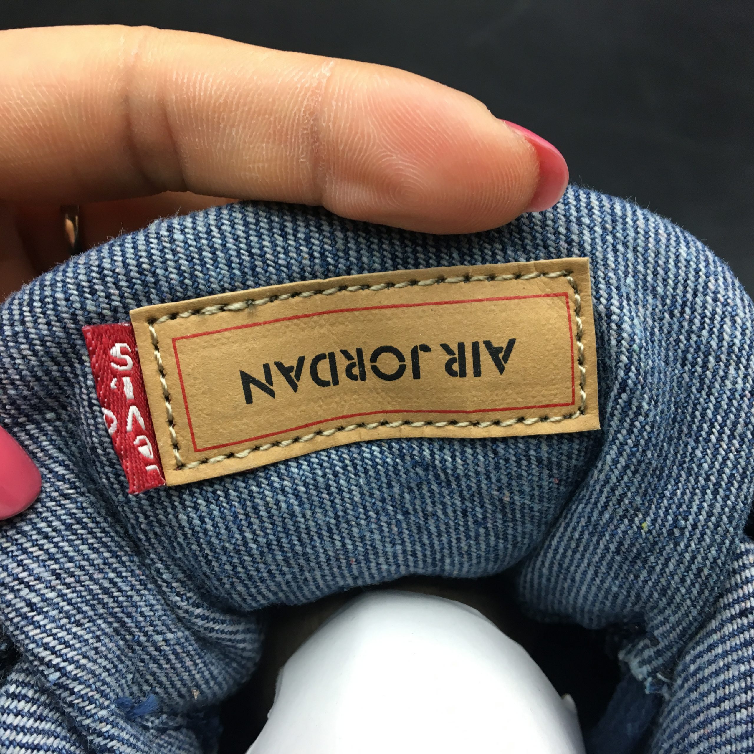 Air Jordan 4 Retro Levi’s Denim