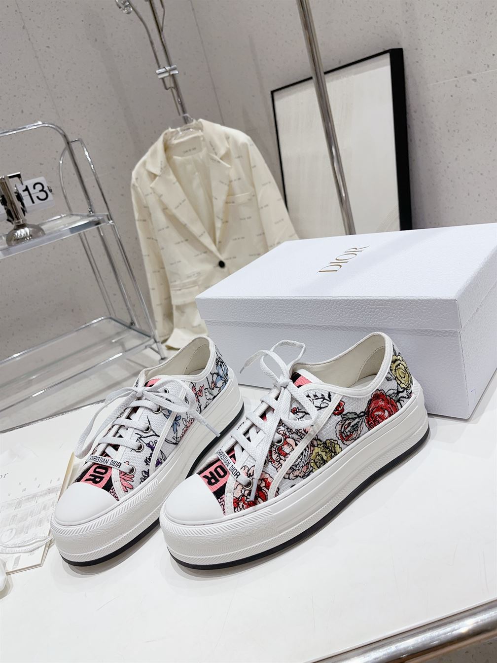 DIOR WALK’N’DIOR PLATFORM SNEAKER – DO112