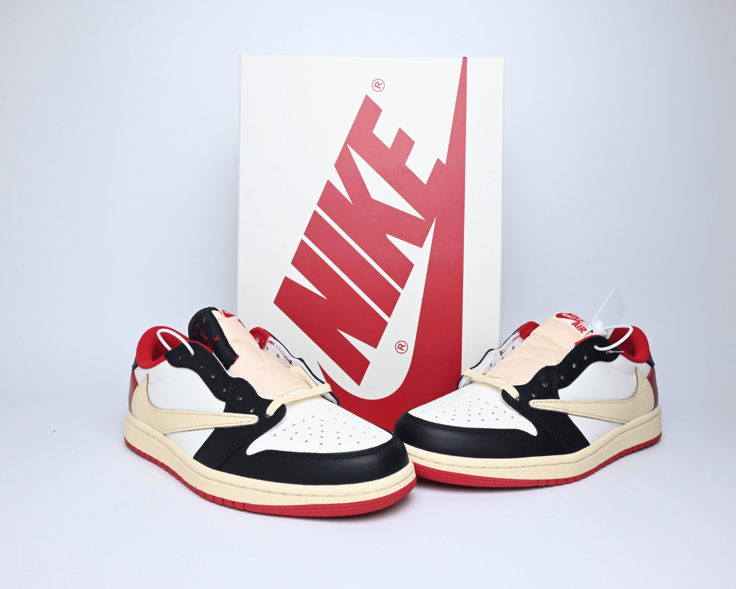 Fragment x Travis Scott x Air Jordan 1 TS White Black University Red