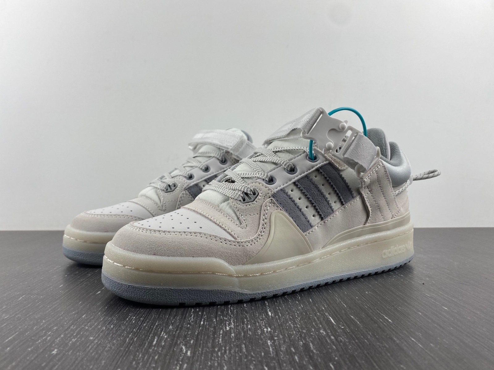 Adidas Forum Buckle Low Bad Bunny Last Forum