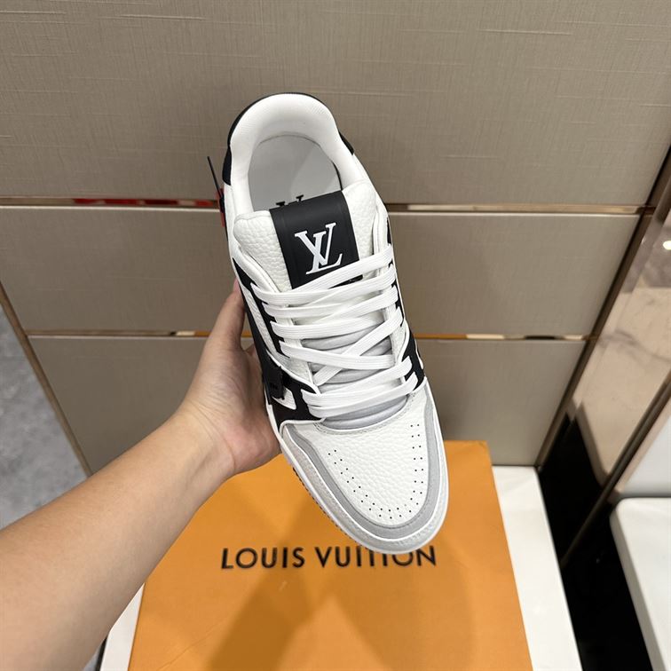 LOUIS VUITTON X NIKE TRAINER SNEAKERS – LVS198