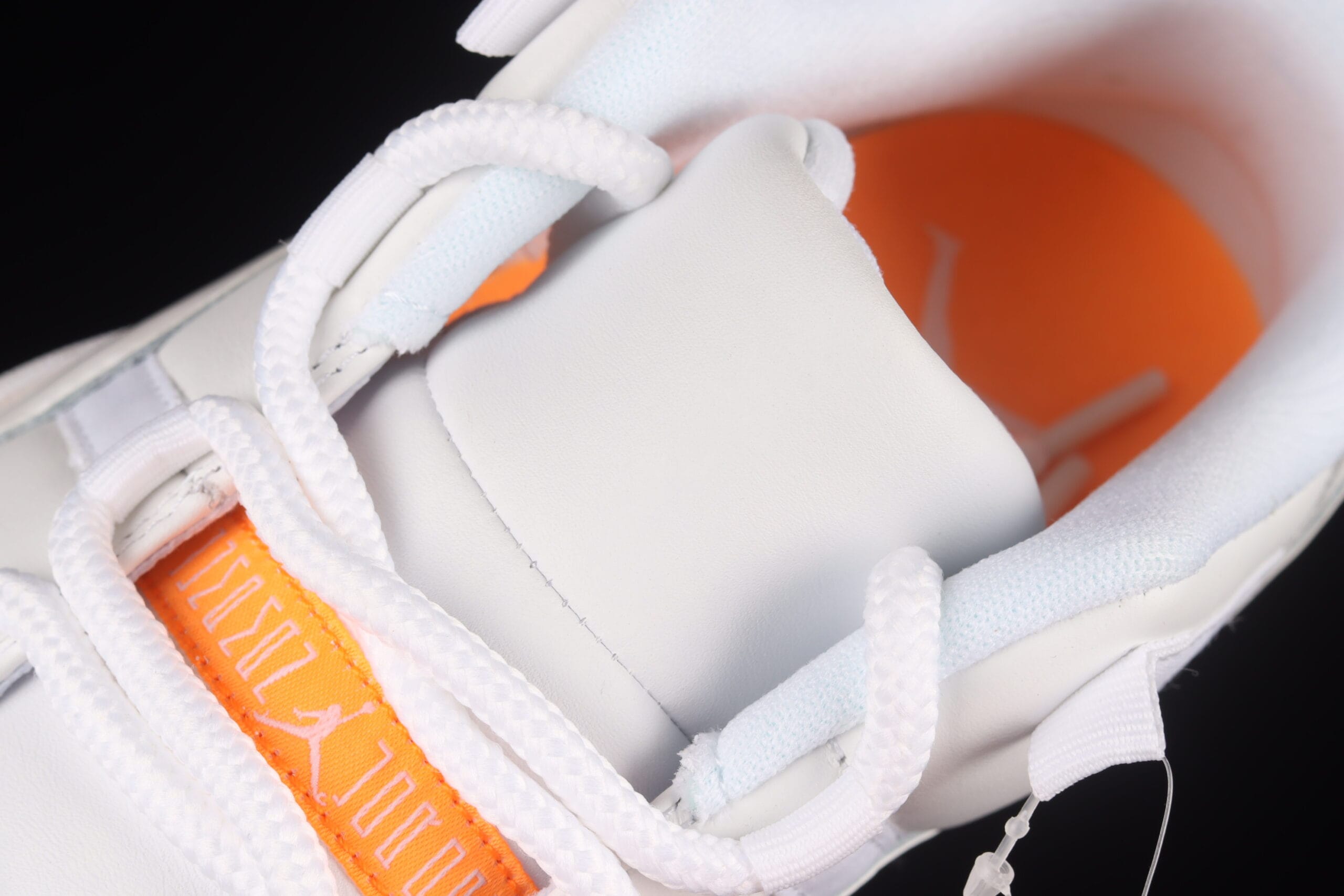 Air Jordan 11 Retro Low, Citrus