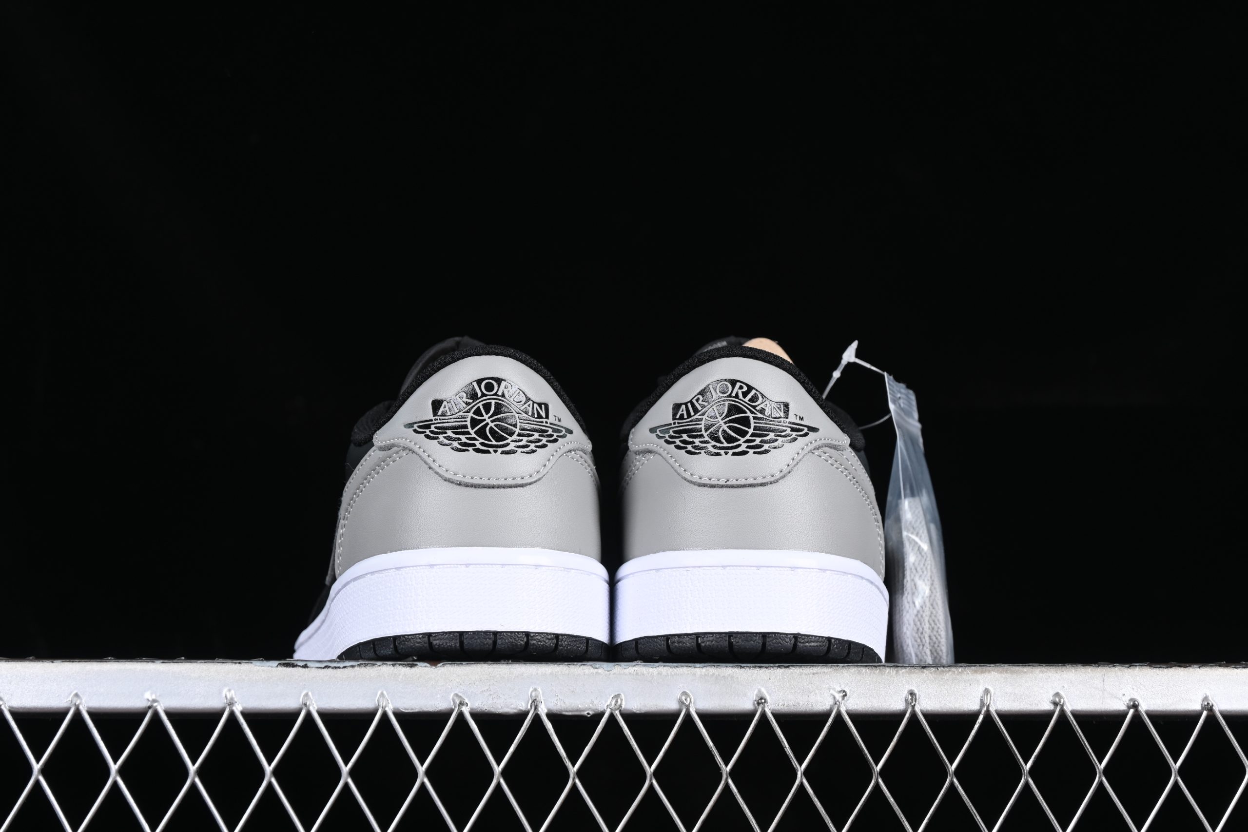 Air Jordan 1 Low OG Shadow