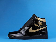 Air Jordan 1 High OG Black Metallic Gold