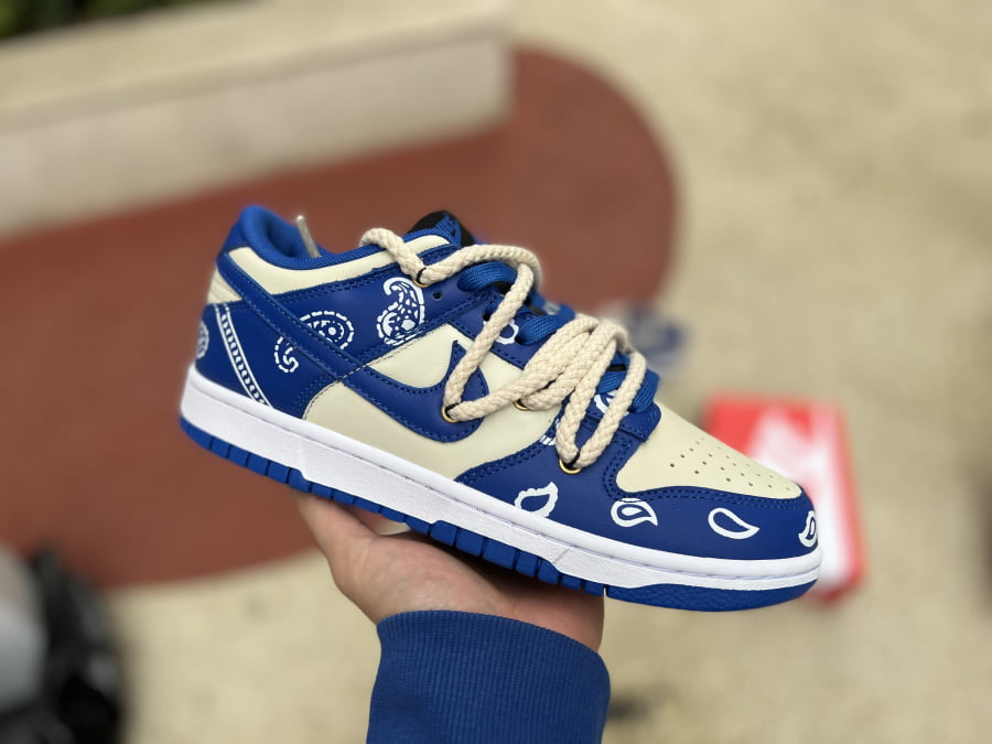 Nike SB Dunk Low Lot Red/White Paisleye 18