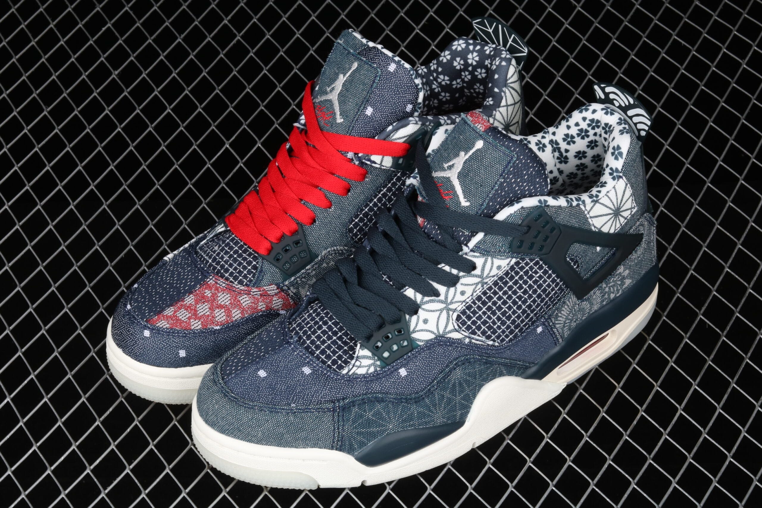 Jordan 4 Retro SE Sashiko