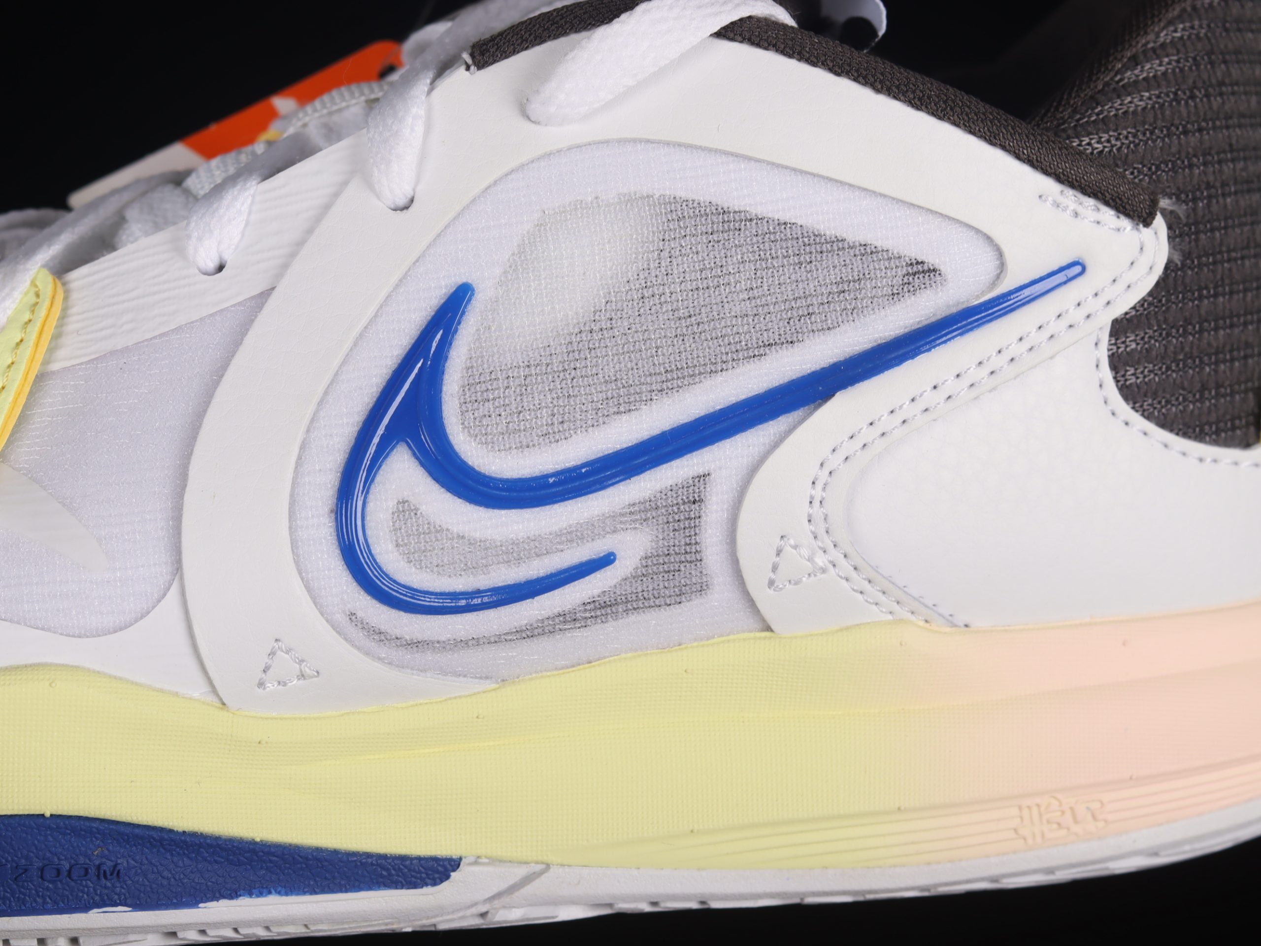 Nike Kyrie Low 5 Butterfly Effect