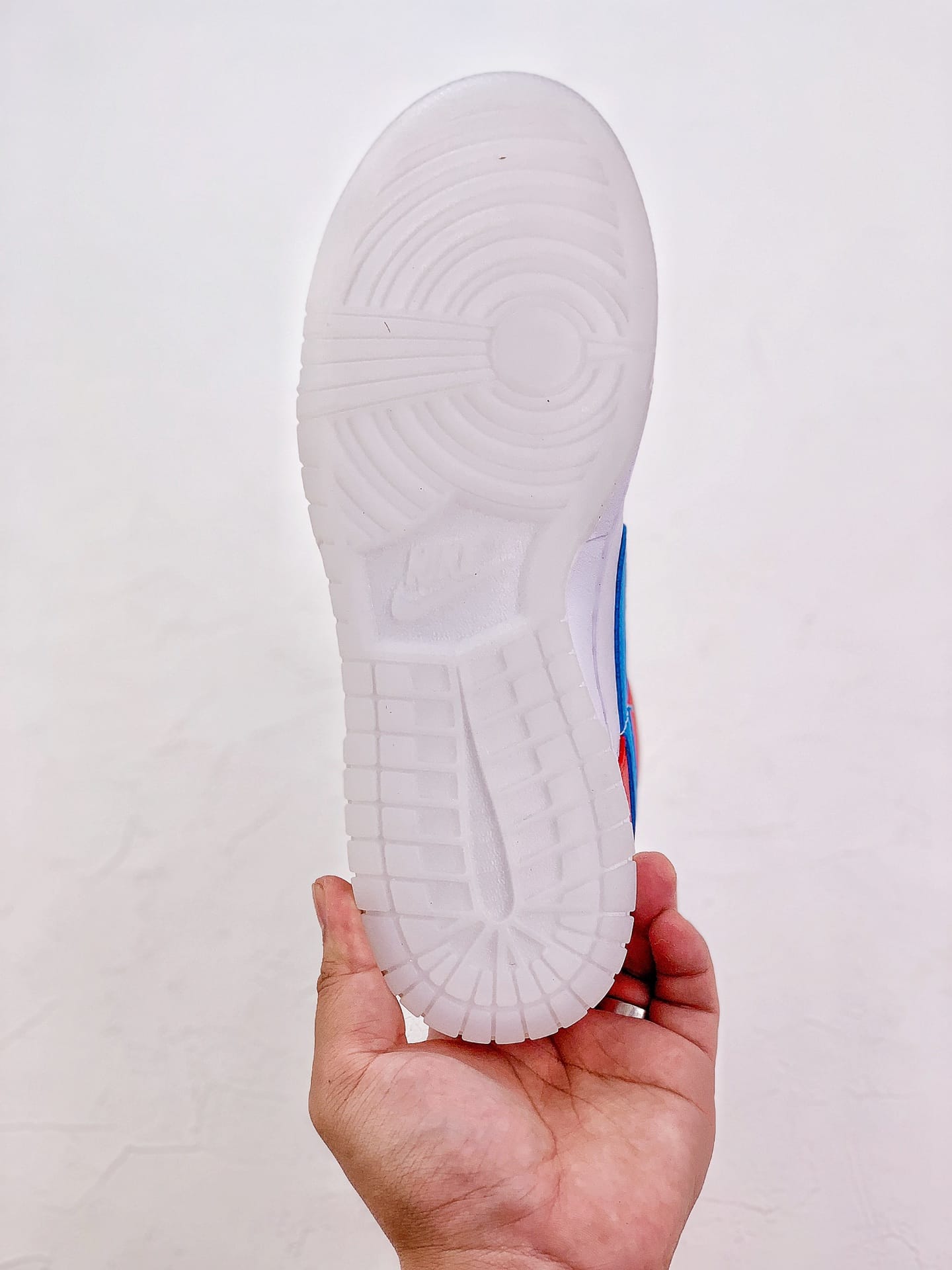 LeBron James x Nike Dunk Low “Fruity Pebbles”