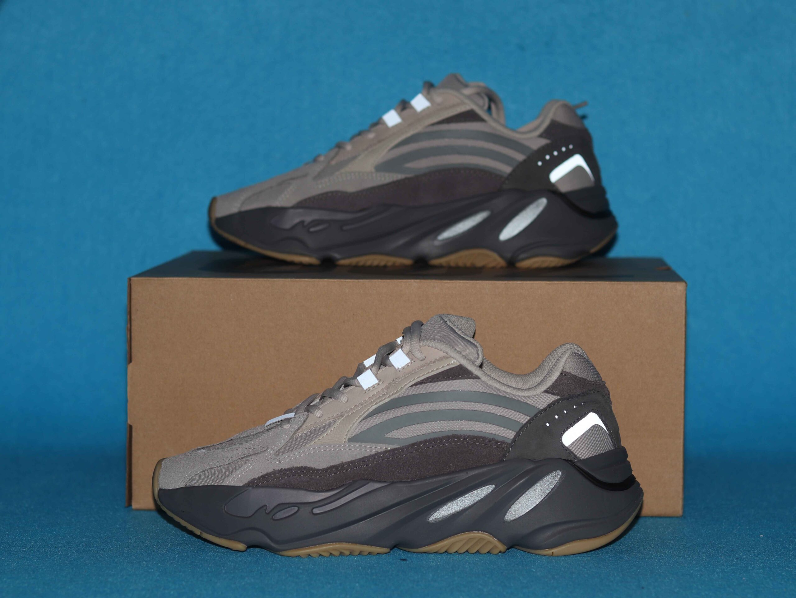 adidas Yeezy Boost 700 V2 Tephra