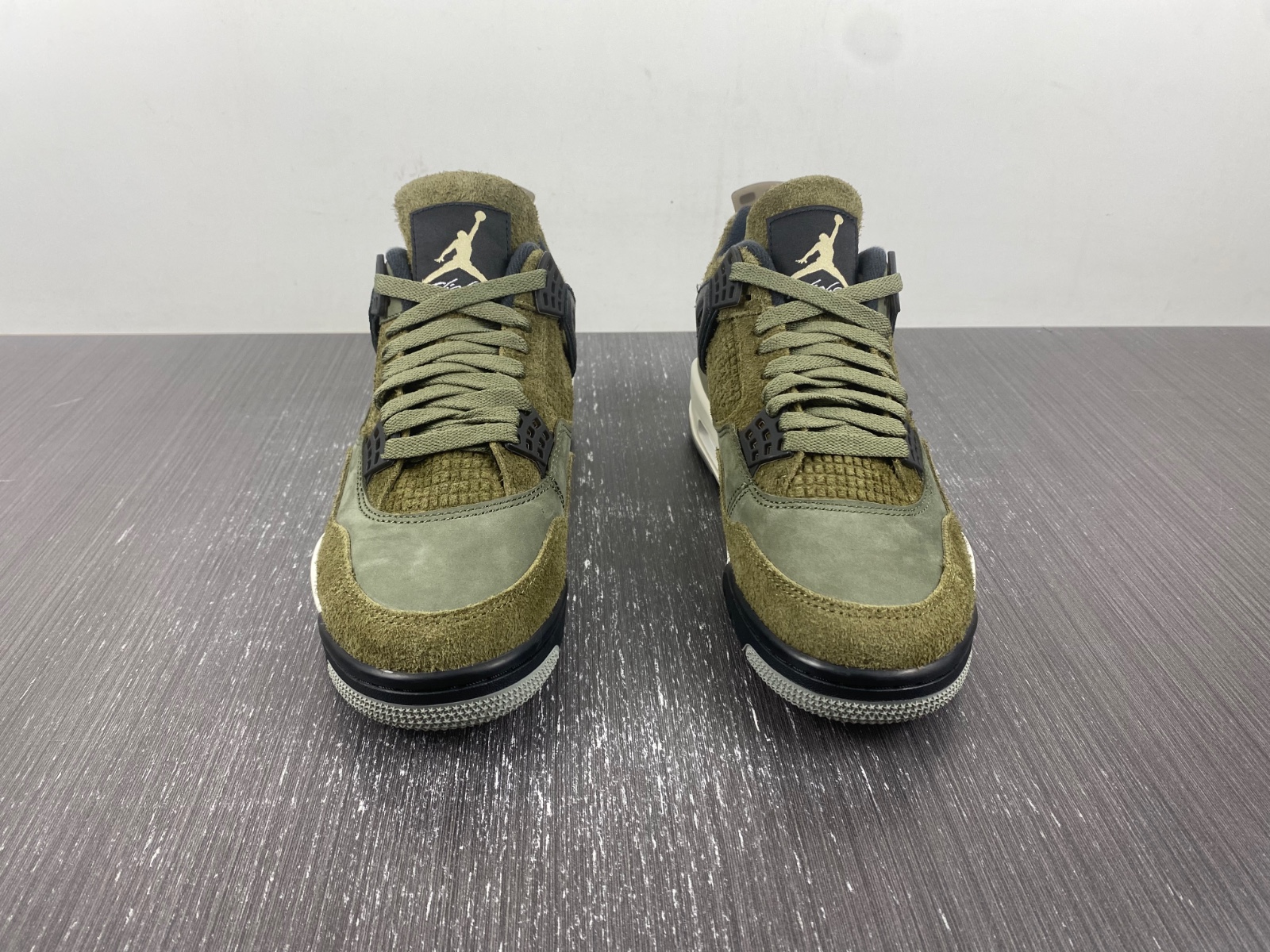 Air Jordan 4 Craft Medium Olive