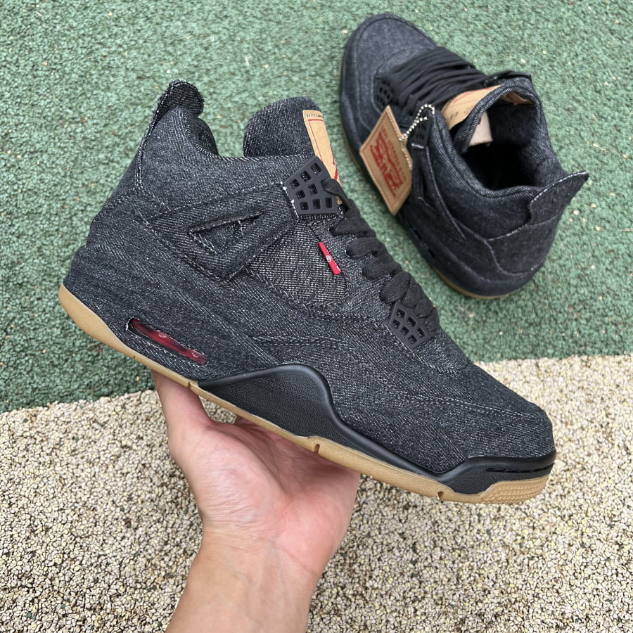 Jordan 4 Retro Levi’s Black