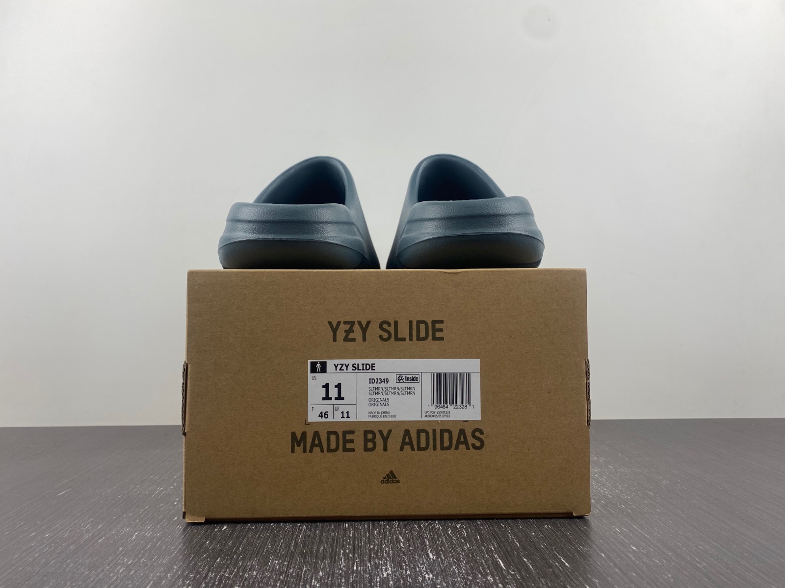 YEEZY SLIDE “Slate Marine”