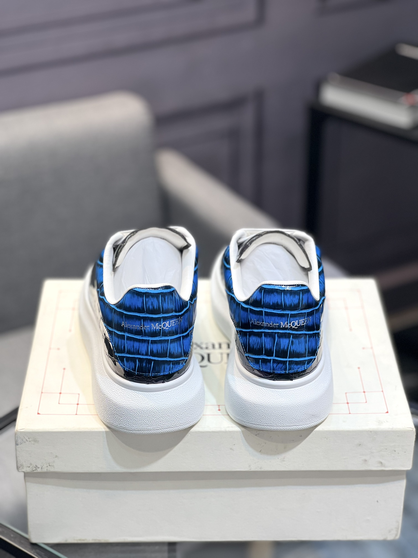 Alexander McQueen classic celebrity hit