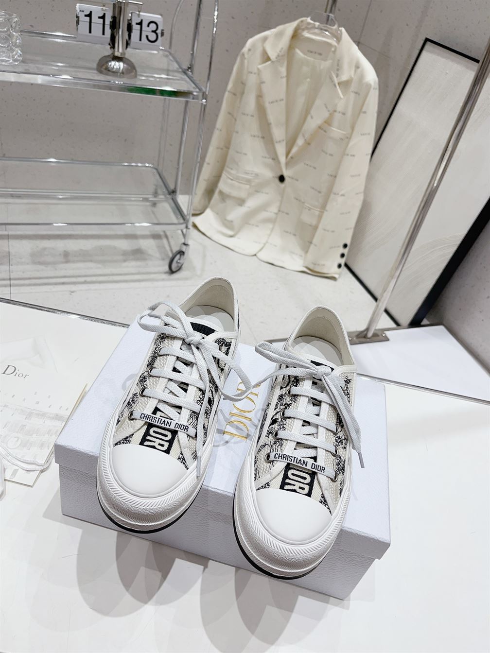 DIOR WALK’N’DIOR PLATFORM SNEAKER – DO113