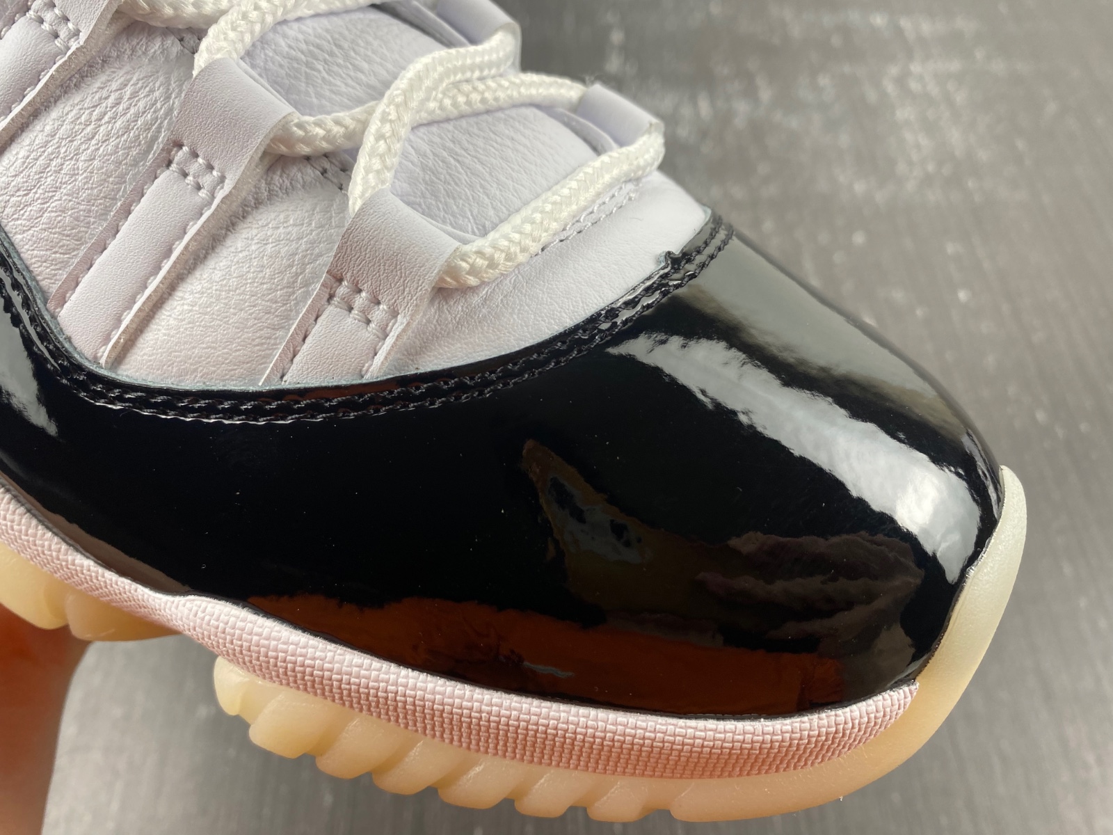 Air Jordan 11 Gratitude