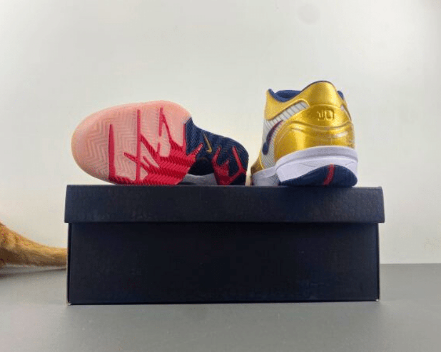 Nike Kobe 4 Protro Gold Medal