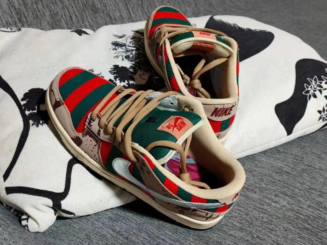 Replica Nike Dunk SB Low Freddy Krueger