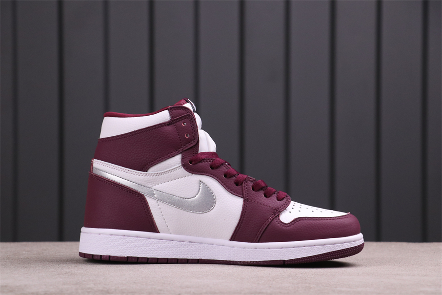 Jordan 1 Retro High OG Bordeaux