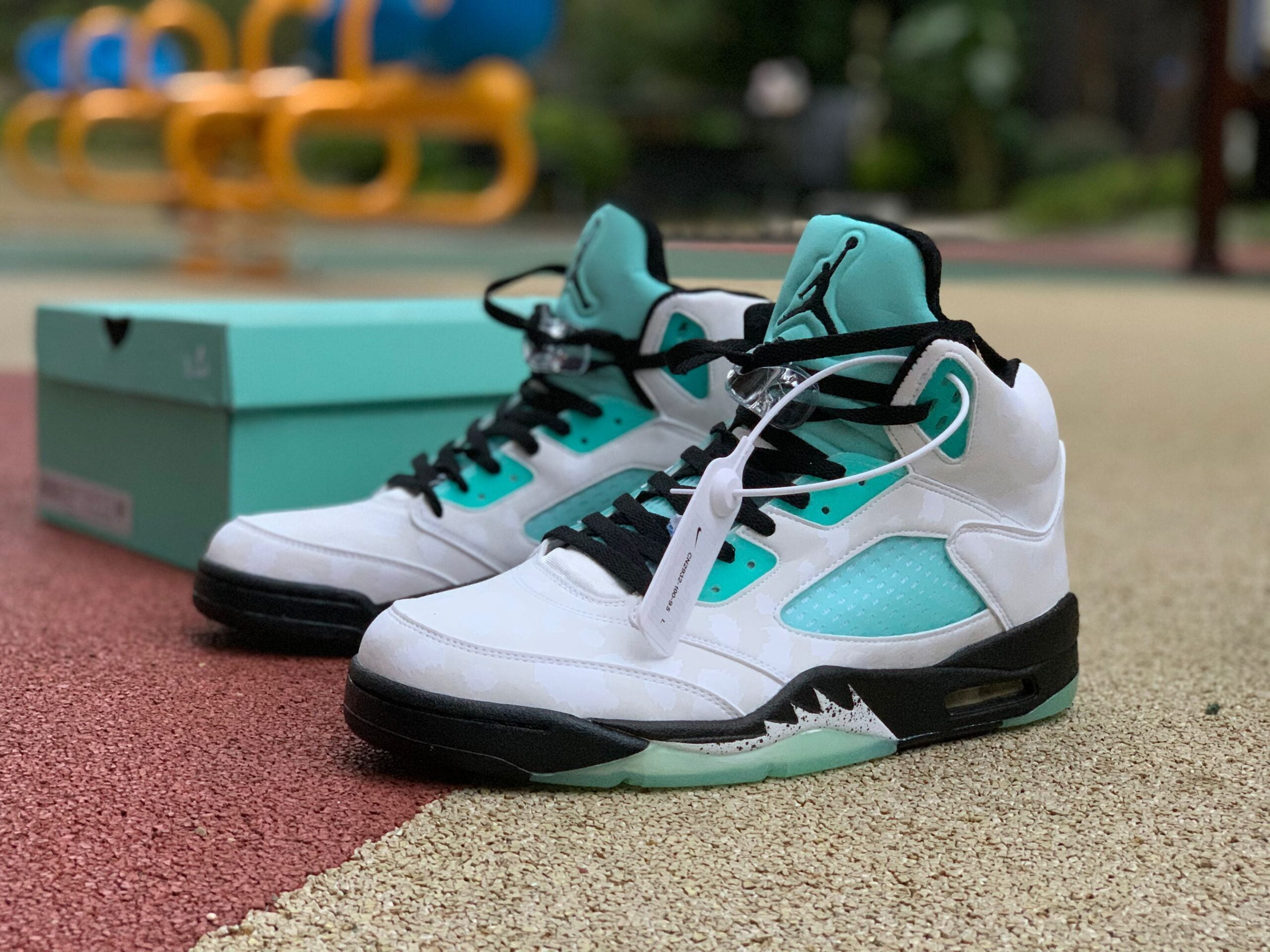 Air Jordan 5 Island Green