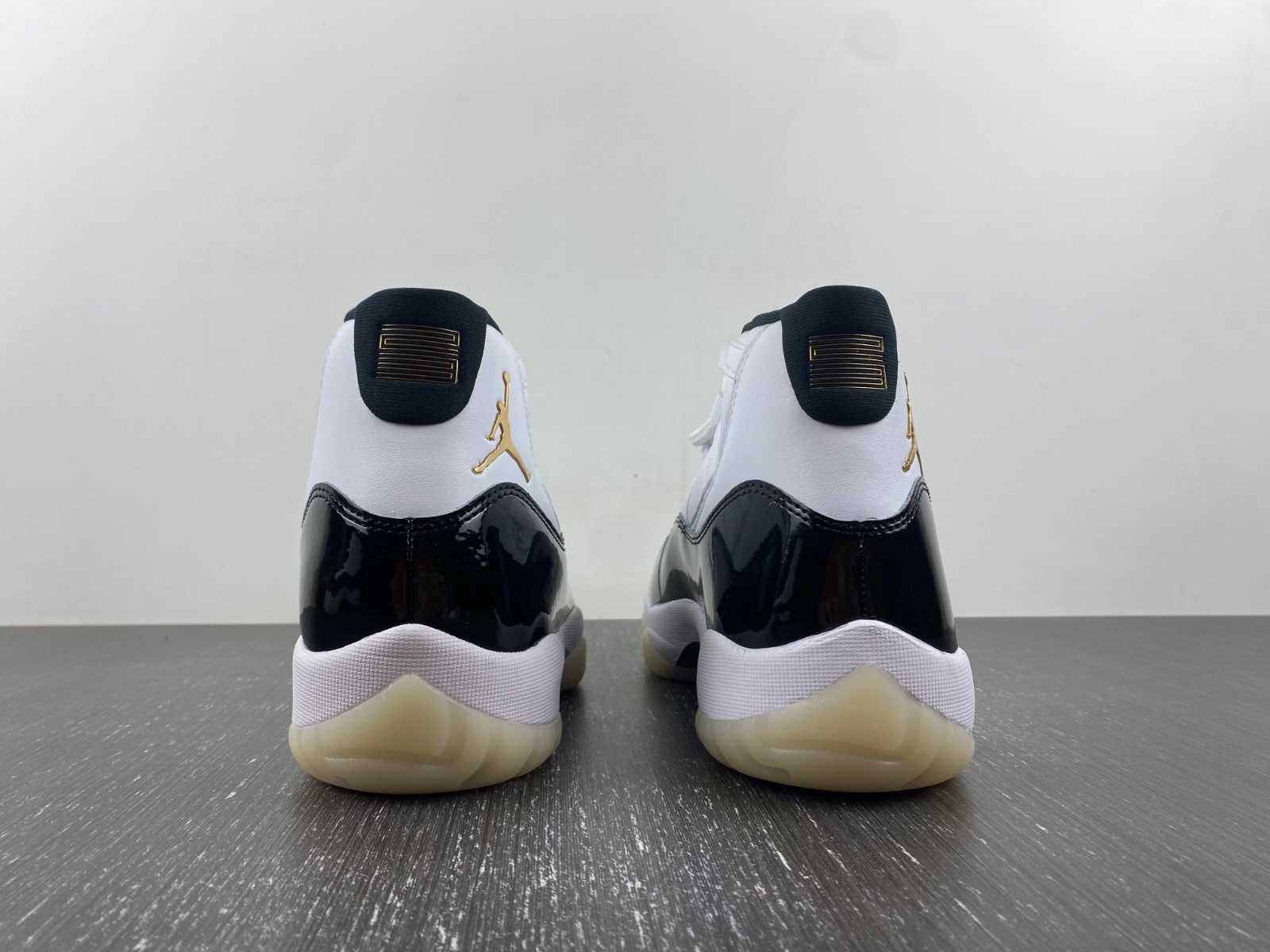 Air Jordan 11 Gratitude