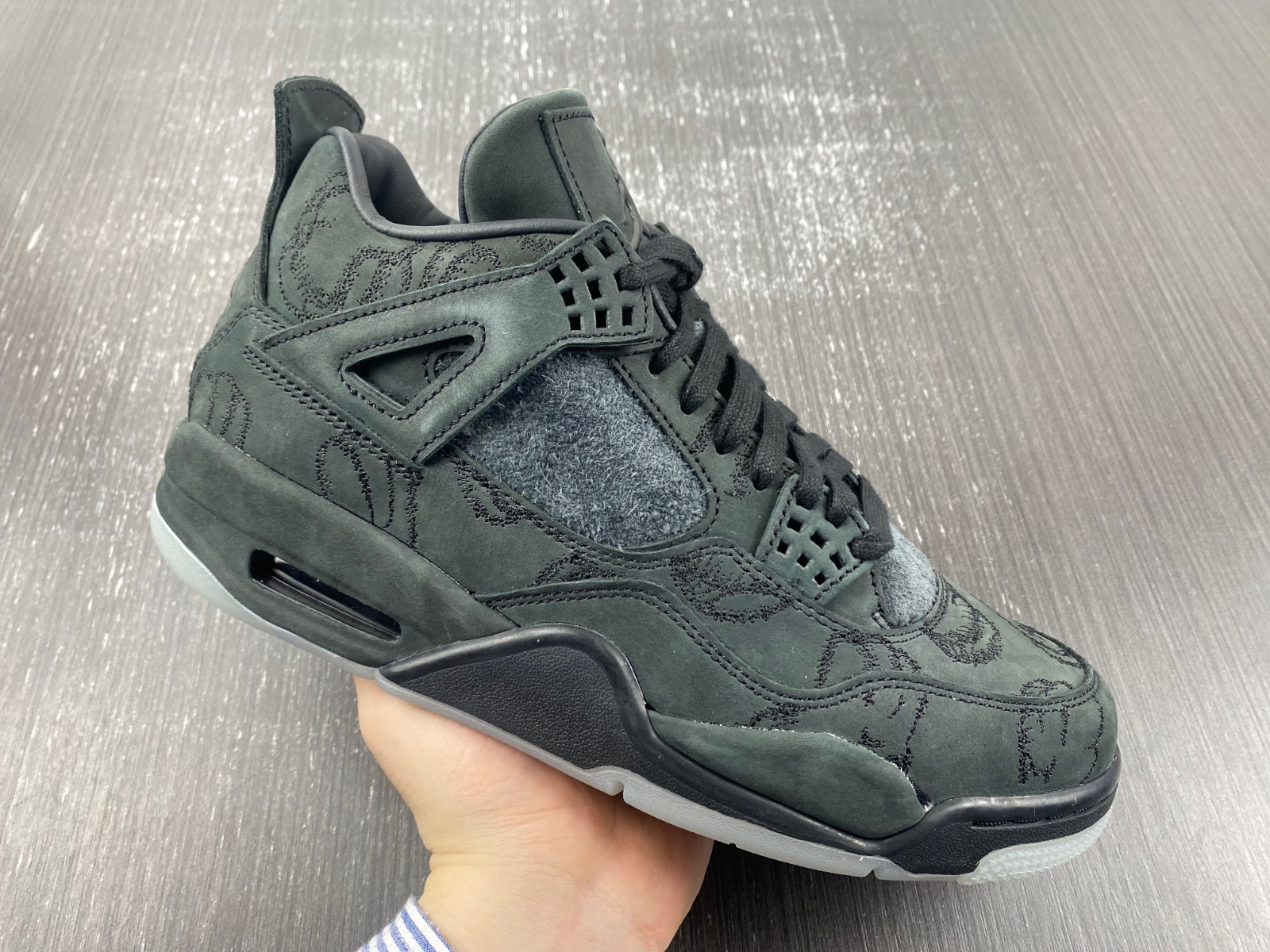 Jordan 4 Retro Kaws Black