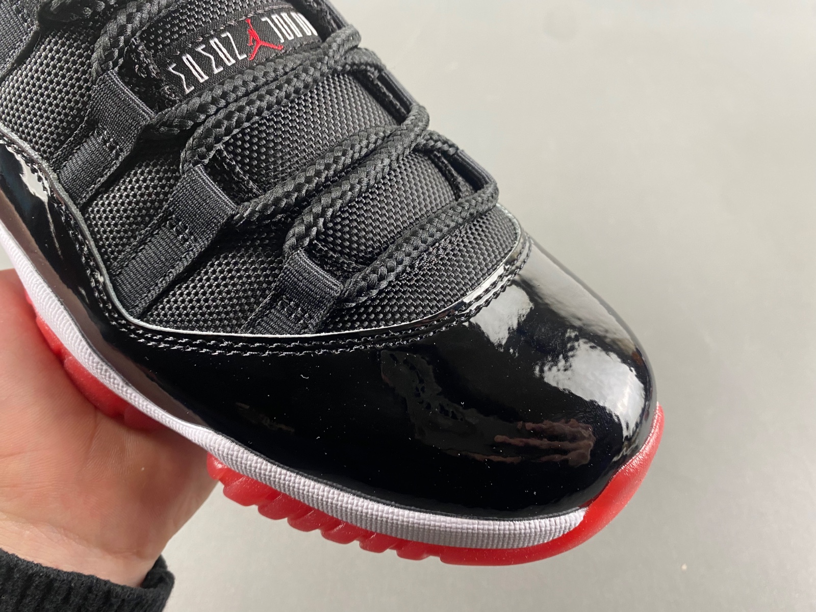 Air Jordan 11 Retro Low Bred
