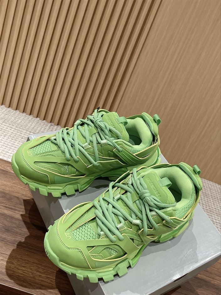 BALENCIAGA TRACK TRAINERS GREEN – BLA068