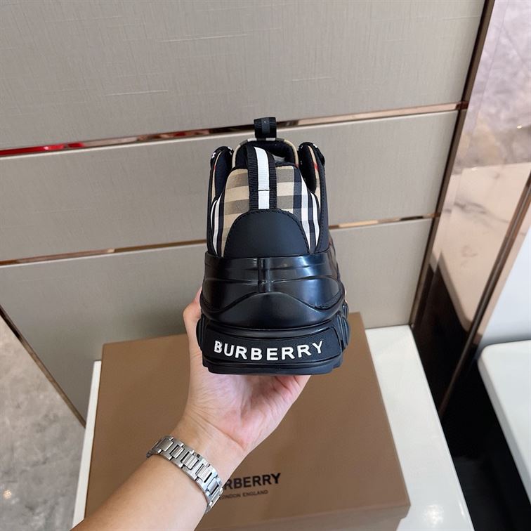 BURBERRY VINTAGE CHECK COTTON AND NYLON ARTHUR SNEAKERS – BBR007
