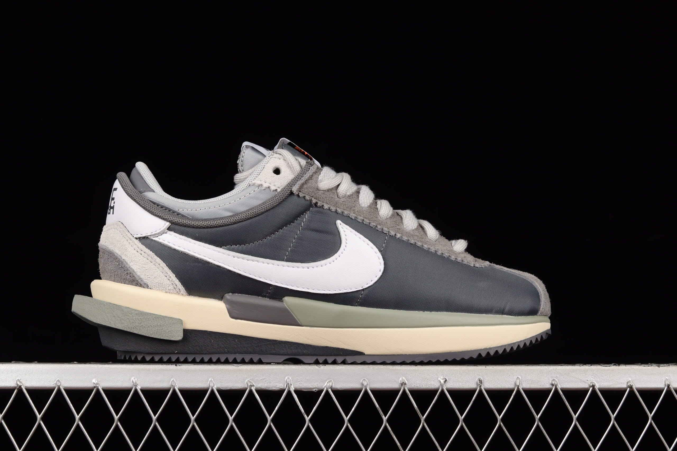 Sacai x Nike Zoom Cortez 4.0 Dark Grey White Green