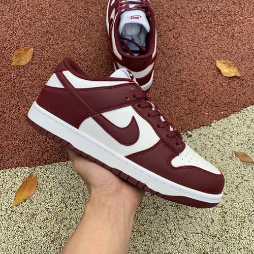 Nike Dunk Low Bordeaux