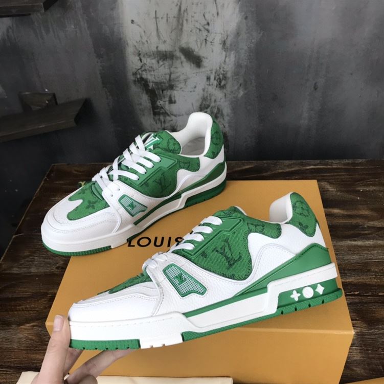LOUIS VUITTON TRAINER SNEAKER – LVS032