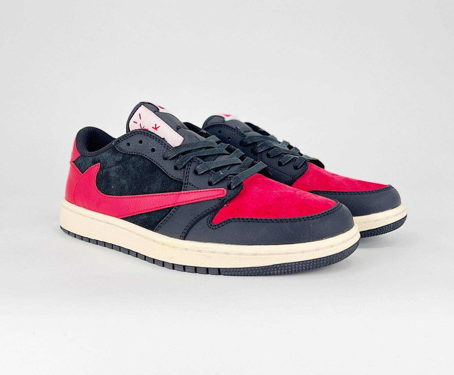 Travis Scott x Air Jordan 1 Retro Low Custom