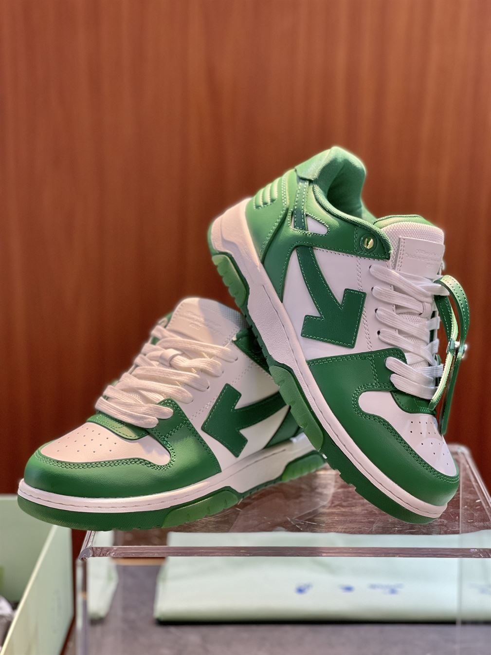 OFF-WHITE OUT OF OFFICE OOO BLACK WHITE GREEN – OFW027