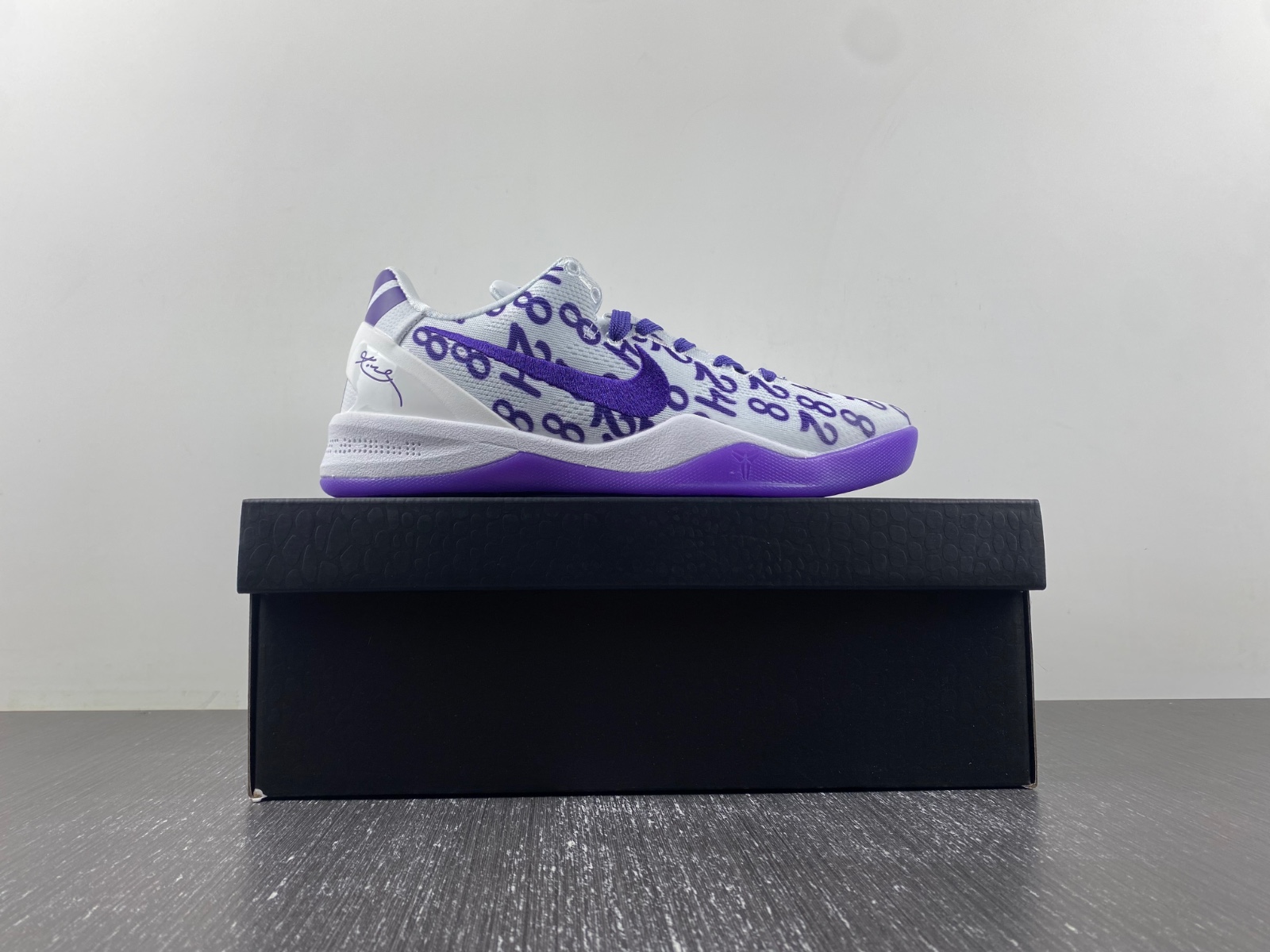 Nike Kobe 8 Protro White Court Purple