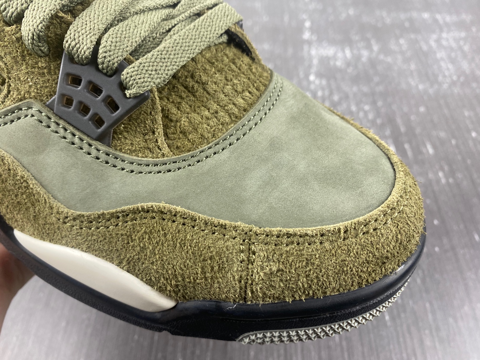 Air Jordan 4 Craft Medium Olive
