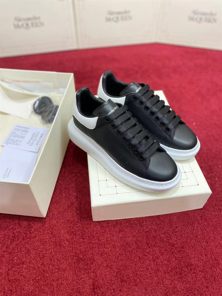 ALEXANDER MCQUEEN SNEAKER – ALD008