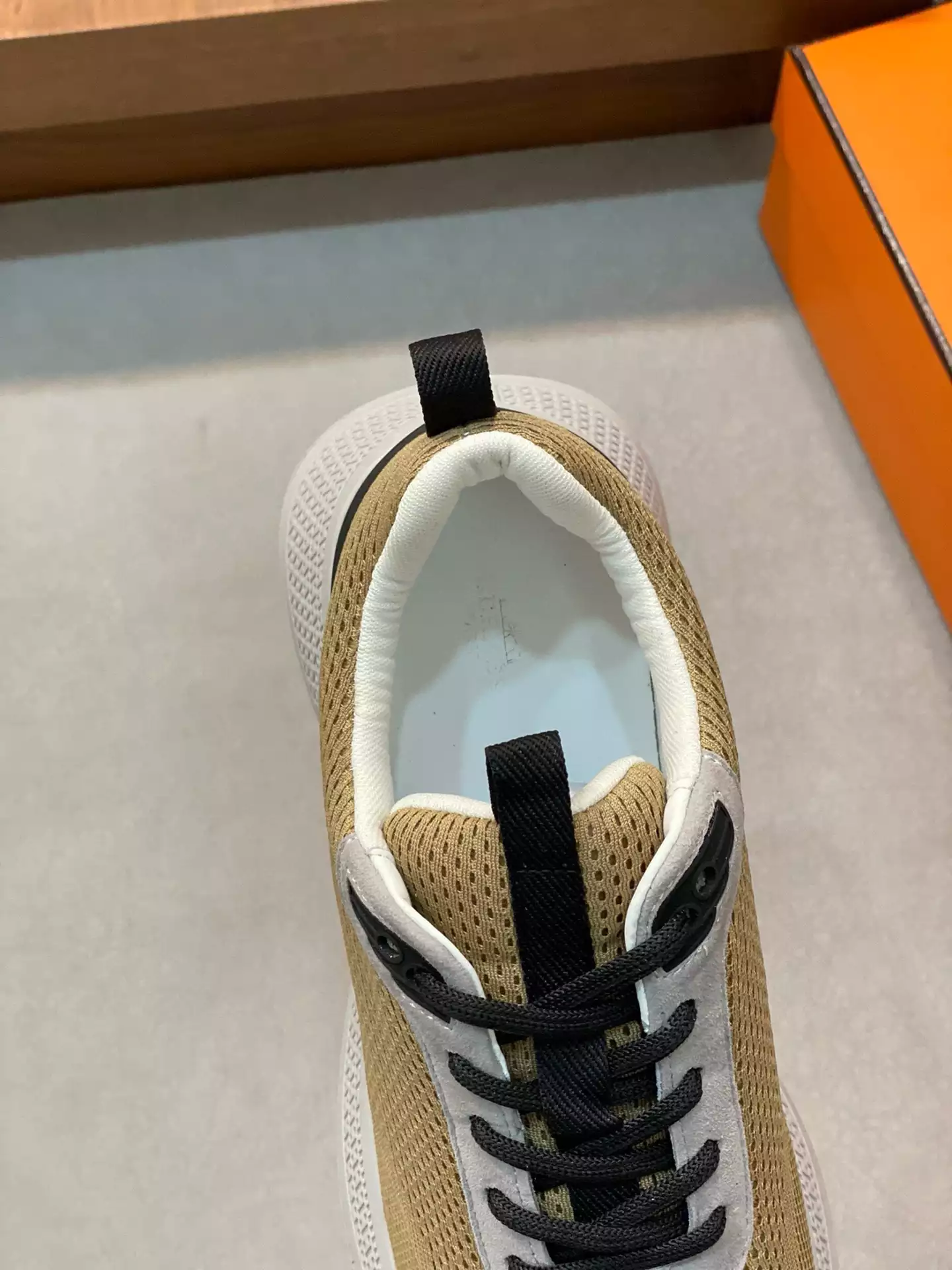 Hermes Heros Sneakers in Khaki Technical Knit – HM007
