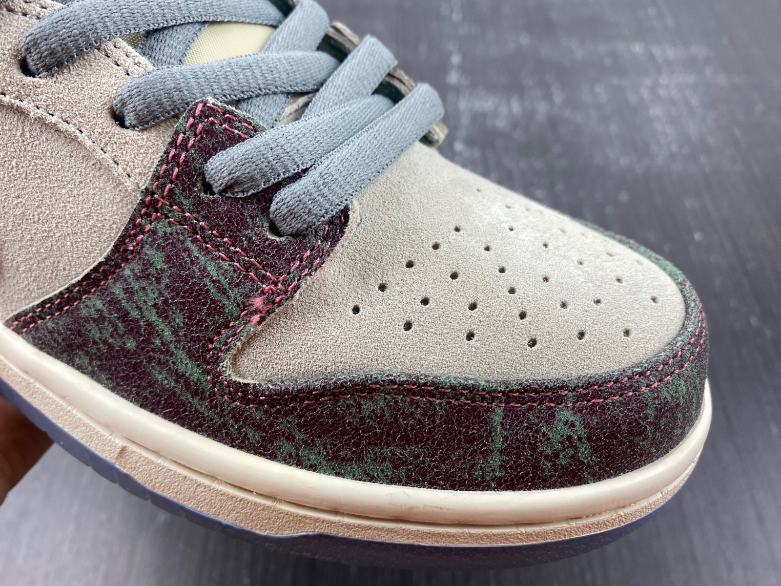 Nike SB Dunk Low Crenshaw Skate Club