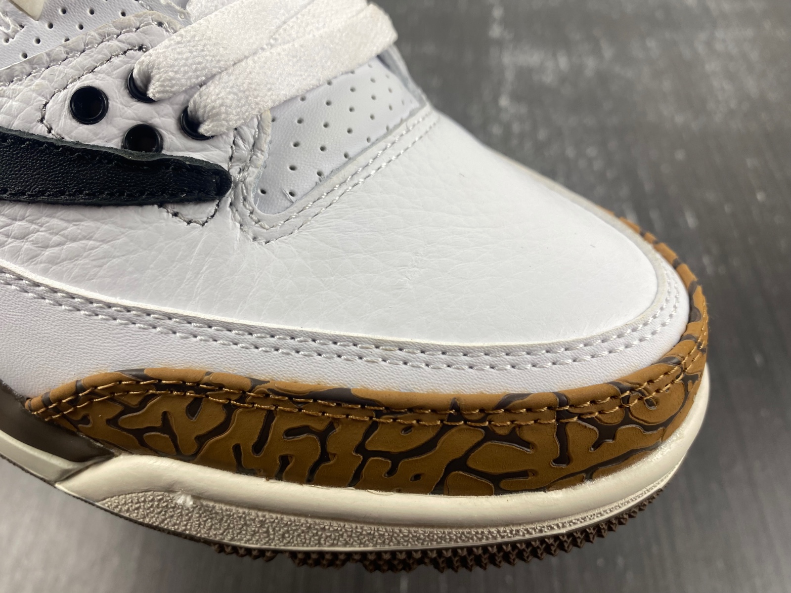 Travis Scott Jordan 3 Tan Brown