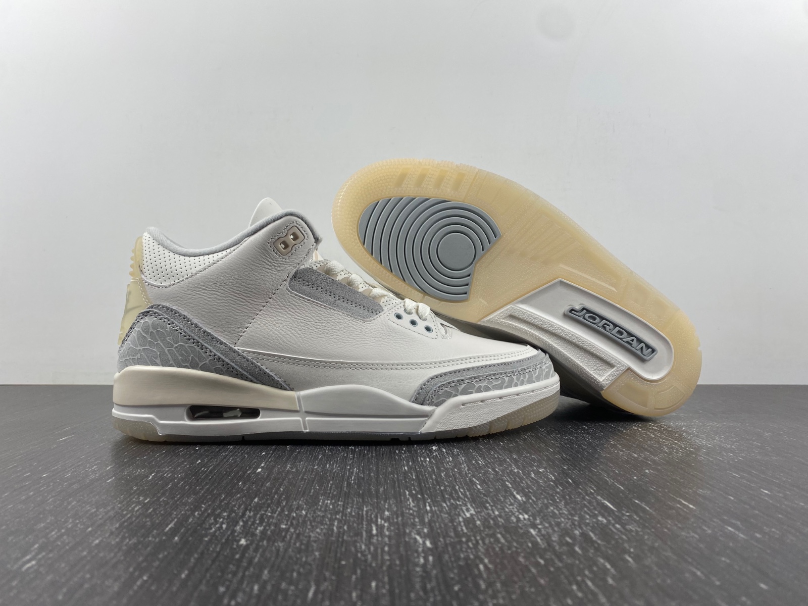 Air Jordan 3 Retro SE Craft Ivory