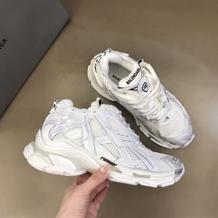 BALENCIAGA RUNNER SNEAKERS IN WHITE – BLA006