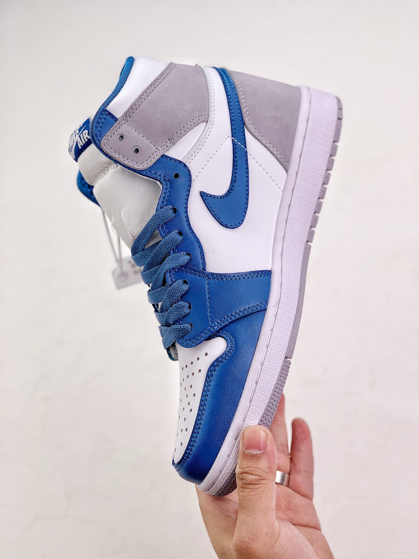 Jordan 1 True Blue High