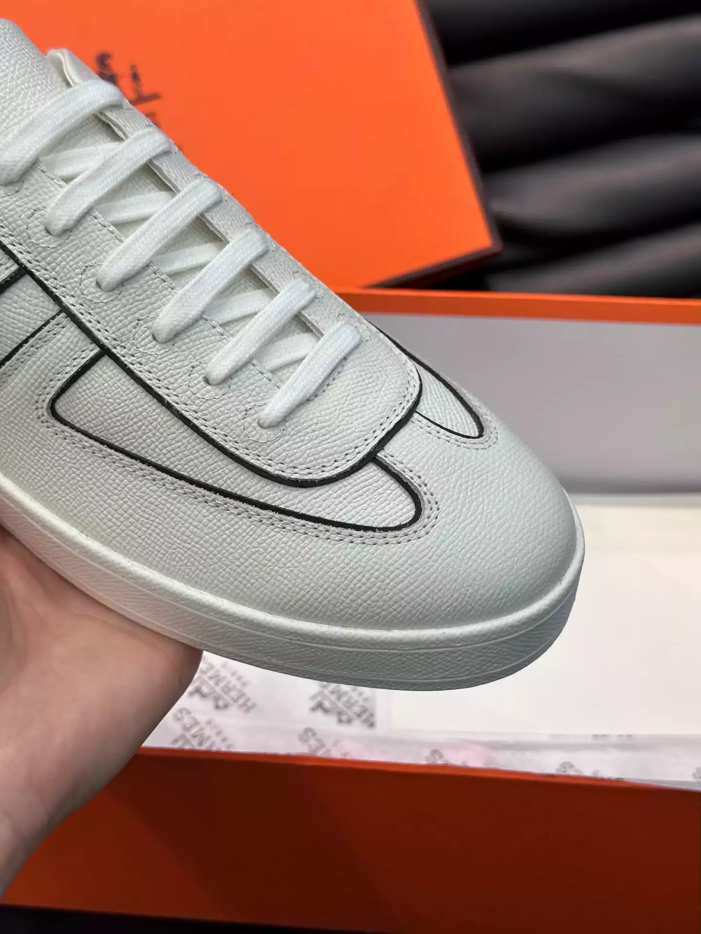 Hermes Boomerang Sneakers In White Epsom Calfskin – HM021