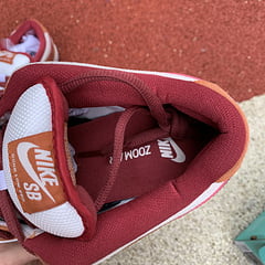 Nike SB Dunk Low Pro Dark Russet Cedar