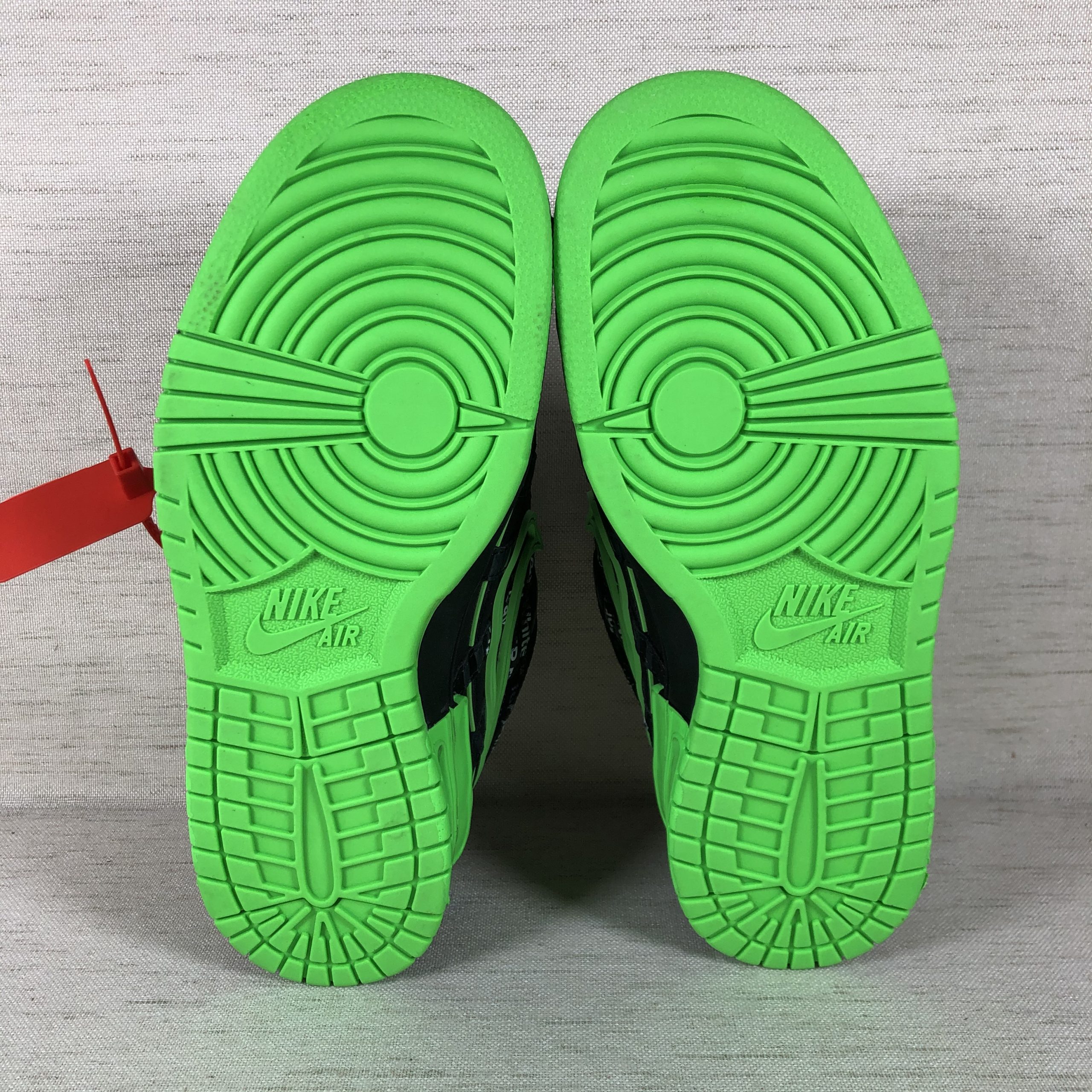 Nike Air Rubber Dunk Off-White Green Strike