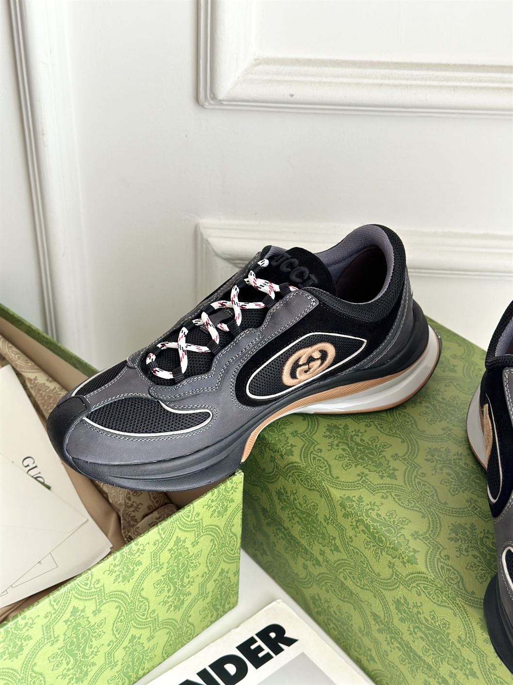 GUCCI RUN SNEAKERS – GCC119