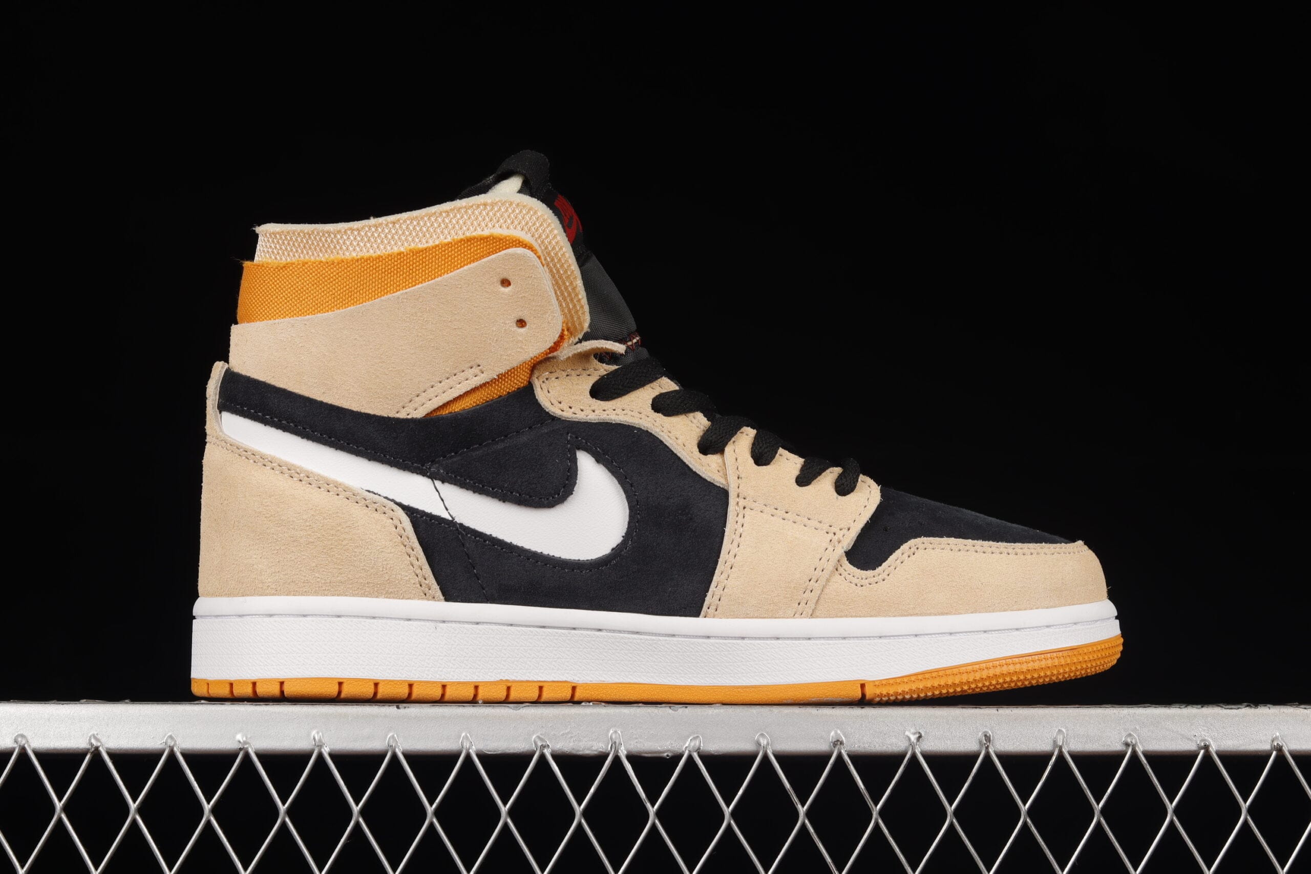 Jordan 1 High Zoom Air CMFT, Pumpkin Spice