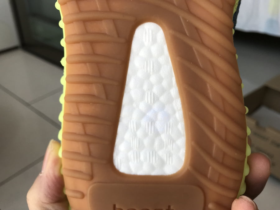 Adidas Yeezy Boost 350 V2 Semi Frozen Yellow
