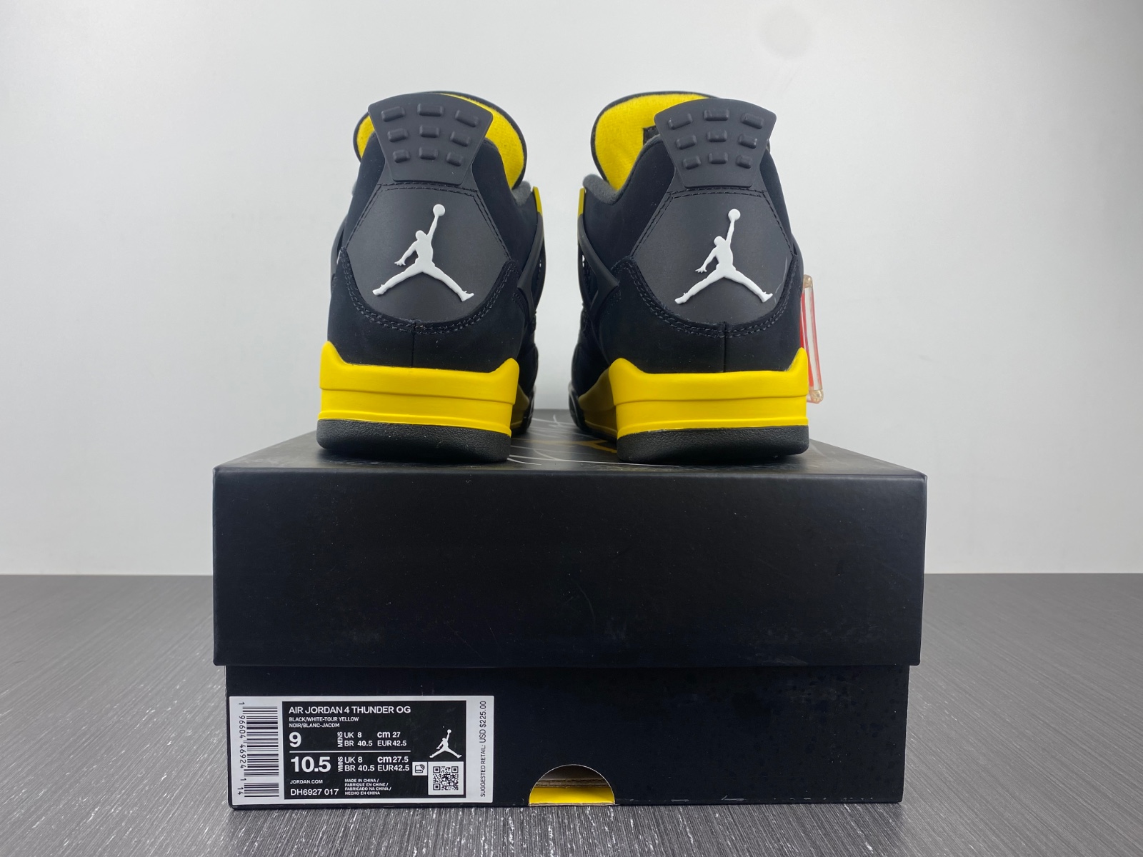 Jordan 4 Retro Thunder